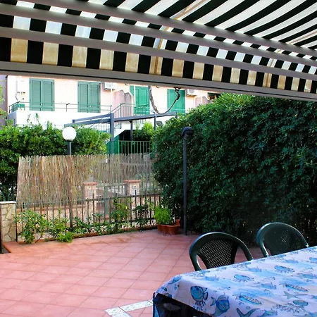 Nyaraló Summer House *
